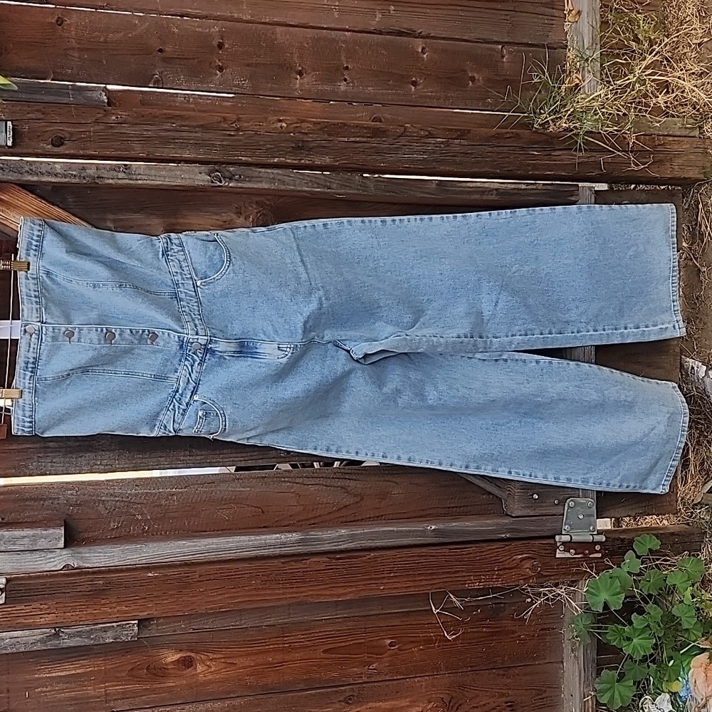 New Gilli Denim Jumpsuit, NWT, Sz. Large